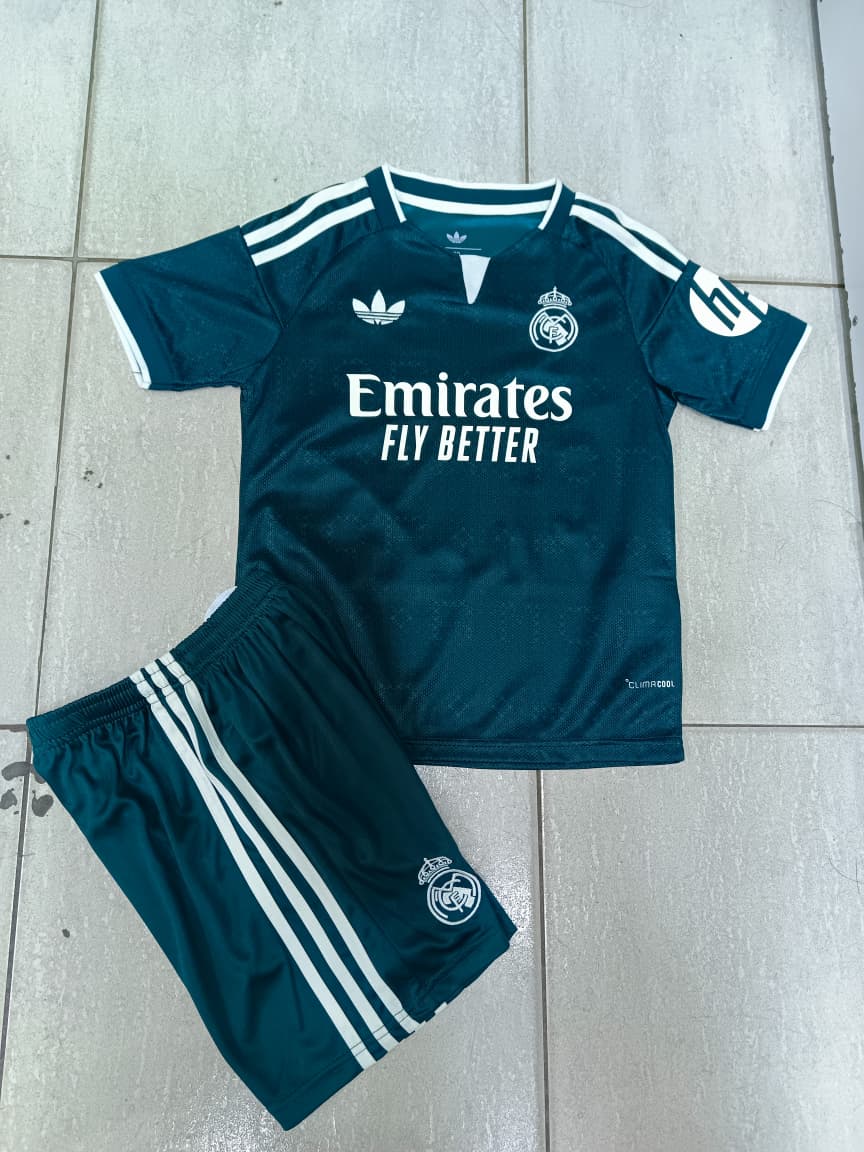 Real Madrid 2026/27 Kids Third Kit Set (Shirt & Shorts)
